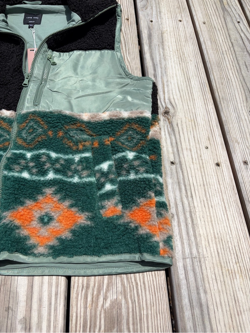 Love Tree Women's Soft Sherpa Bohemian Southwest Vest Medium Green Black Aztec - Picture 6 of 10